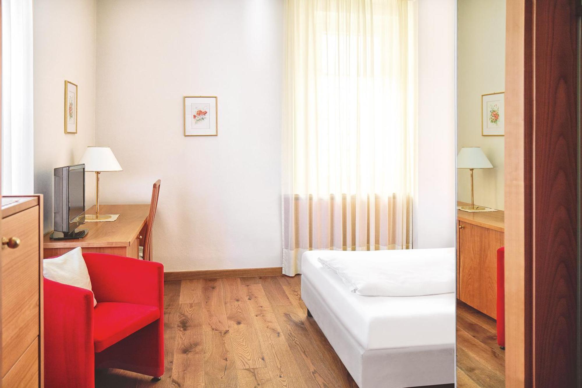 Sonnenhof Hotel 3*